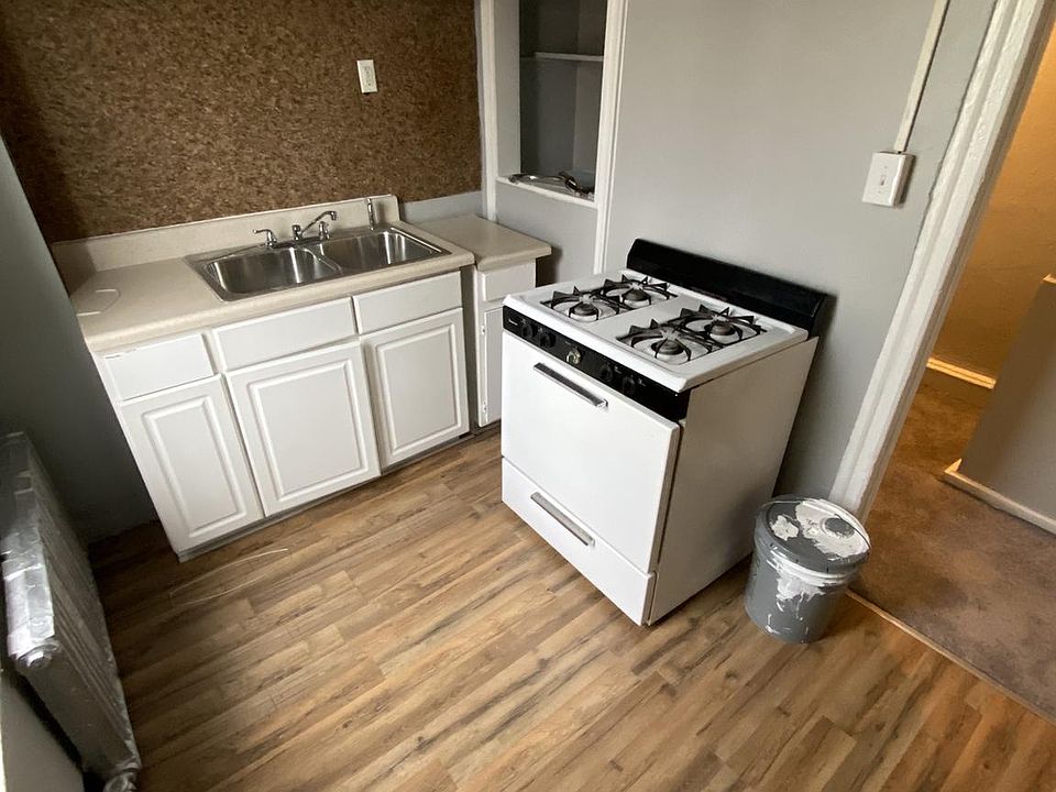 1st image of 2810 W Clementine St #2