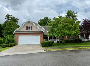 104 Devanshire Ct, Oak Ridge, TN 37830
