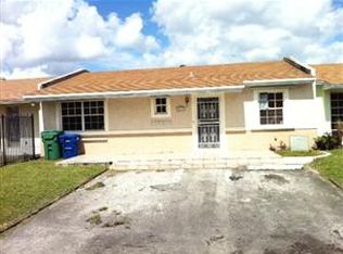 3071 NW 195th St, Miami Gardens, FL 33056