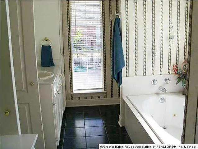 3948 Preakness Dr — Photo 13