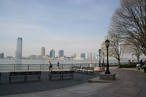 Rented by New York Residence | media 13