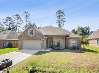 1021 Berkshire Dr, Pearl River, LA 70452