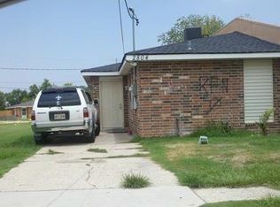 2804 Stacie Dr, Violet, LA 70092