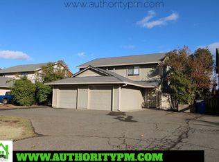 2089 Charade Way #1, Redding, CA 96003