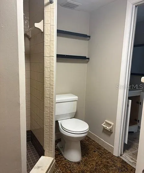 1562 S Jefferson Ave — Photo 17