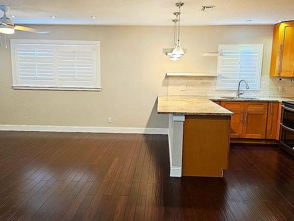 5th image of 4518 W Pearl Ave