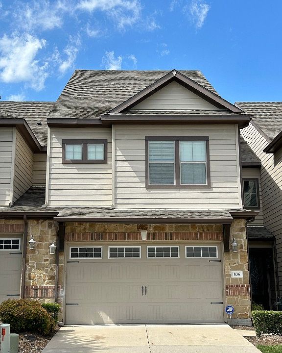 1st image of 836 Apple Hill Dr