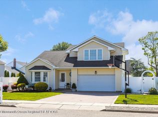 2226 Briarwood Ln, Point Pleasant Beach, NJ 08742