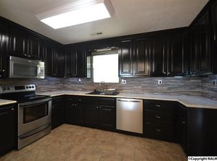 500 Kimberly St, Albertville, AL 35950