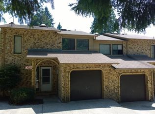 8545 Avondale Rd NE, Redmond, WA 98052