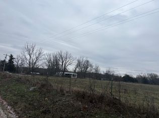 3762 Wolfe Dr, Mountain Grove, MO 65711