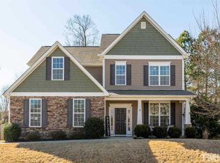 5800 Avera Ln, Holly Springs, NC 27540