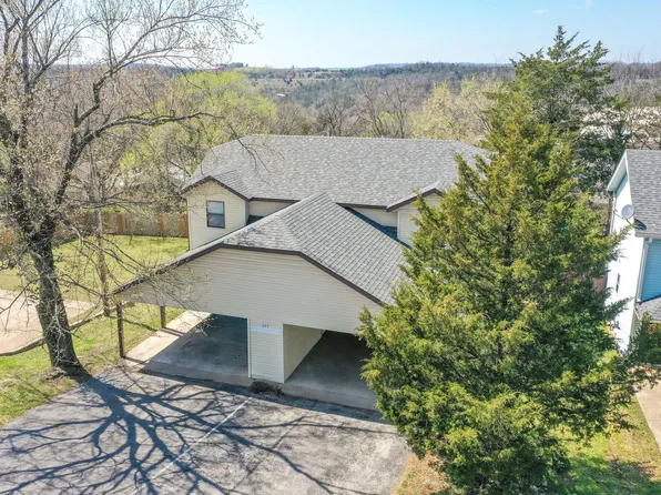 337 Hawthorne Street, Hollister, MO 65672