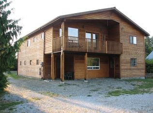 7547 Eason Rd, Maple Falls, WA 98266