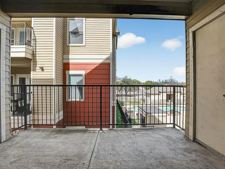 1901 Crossing Pl #2201 — Photo 22