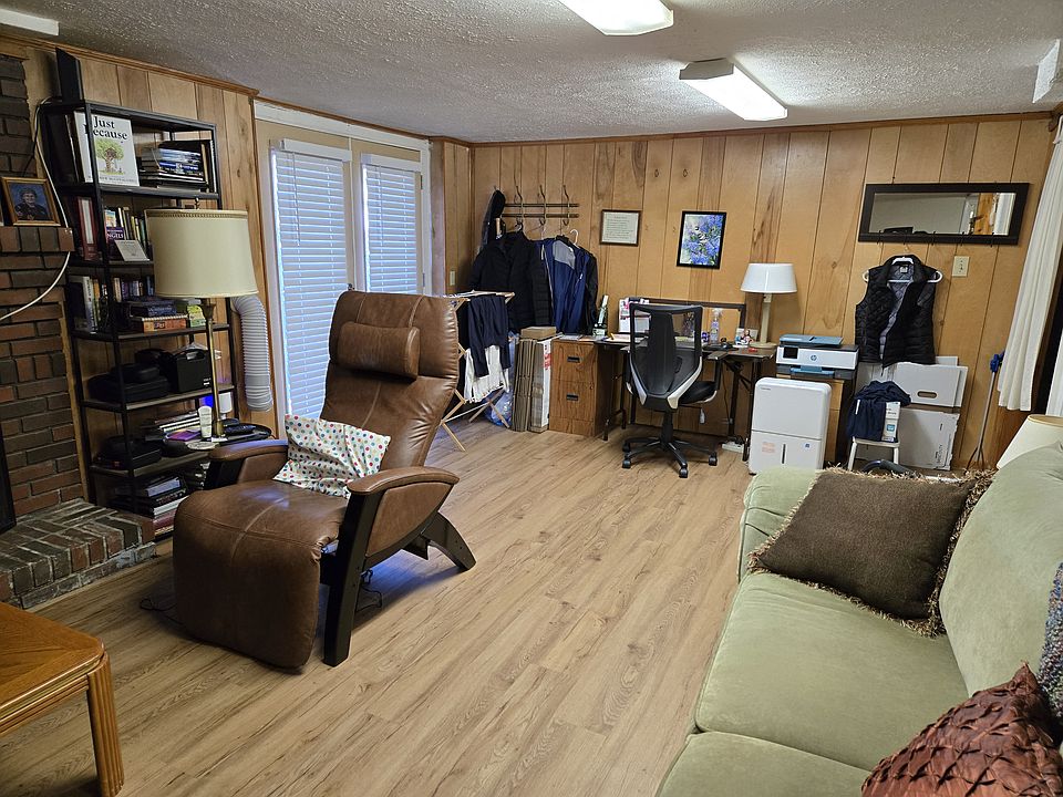 1st image of 3339 Sanford Dr #B