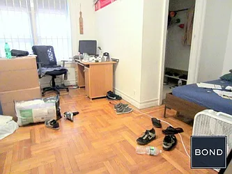 Rented by Bond New York