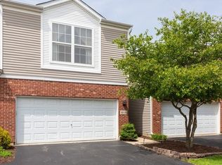 16138 Bent Grass Dr, Lockport, IL 60441