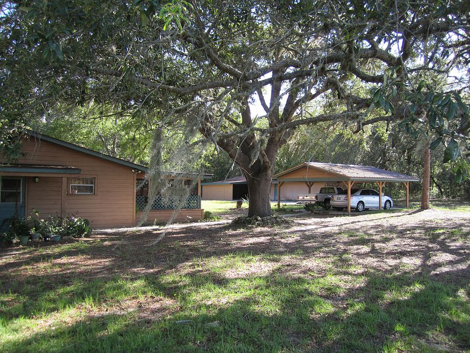 detached 2 car carport