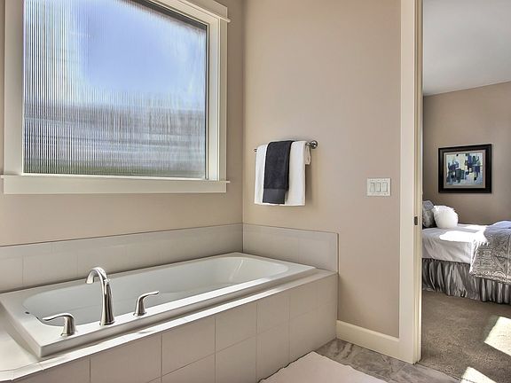 Example of Master Soaking Tub