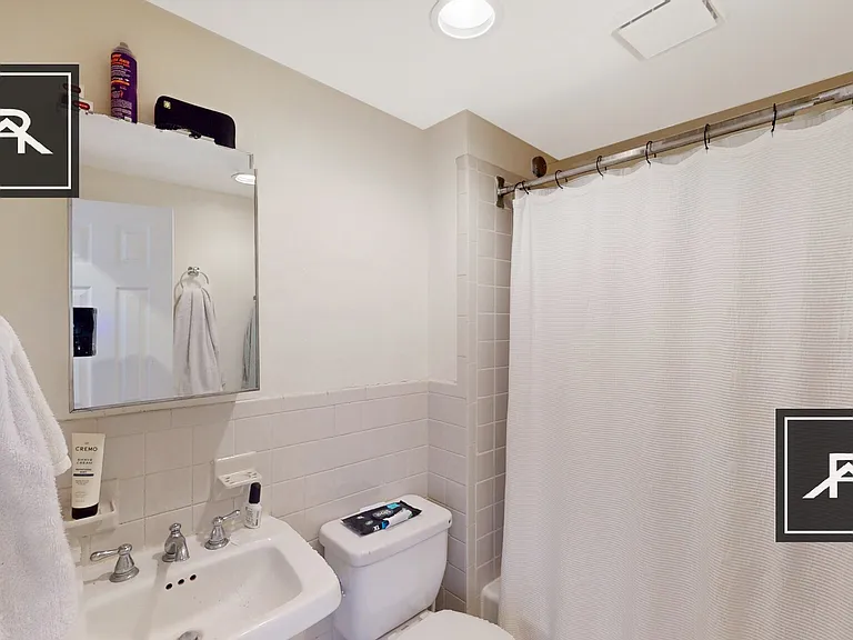275 Marlborough St #CH — Photo 18