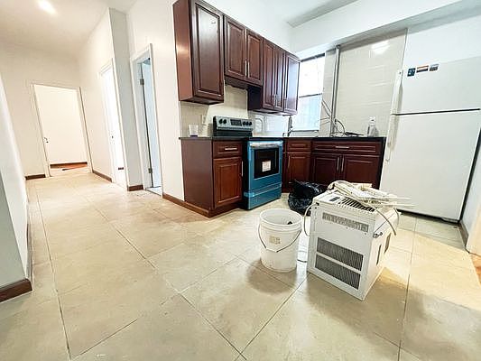 1st image of 83 Chrystie St #3D