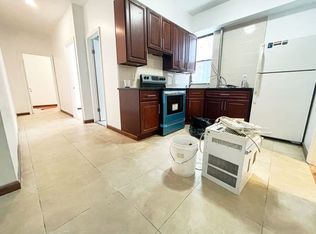 83 Chrystie St #3D, New York, NY 10002