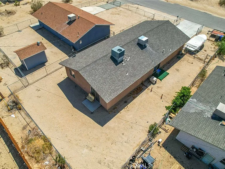 6627 Smoketree Ave — Photo 32