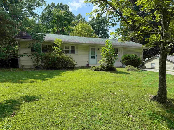 207 White Ln, Bedford, IN 47421
