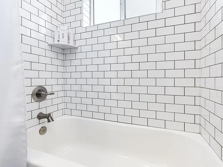 5810 Sawmill Rd — Photo 35