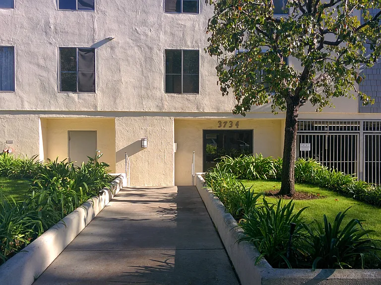 3734 S Canfield Ave #111 — Photo 1
