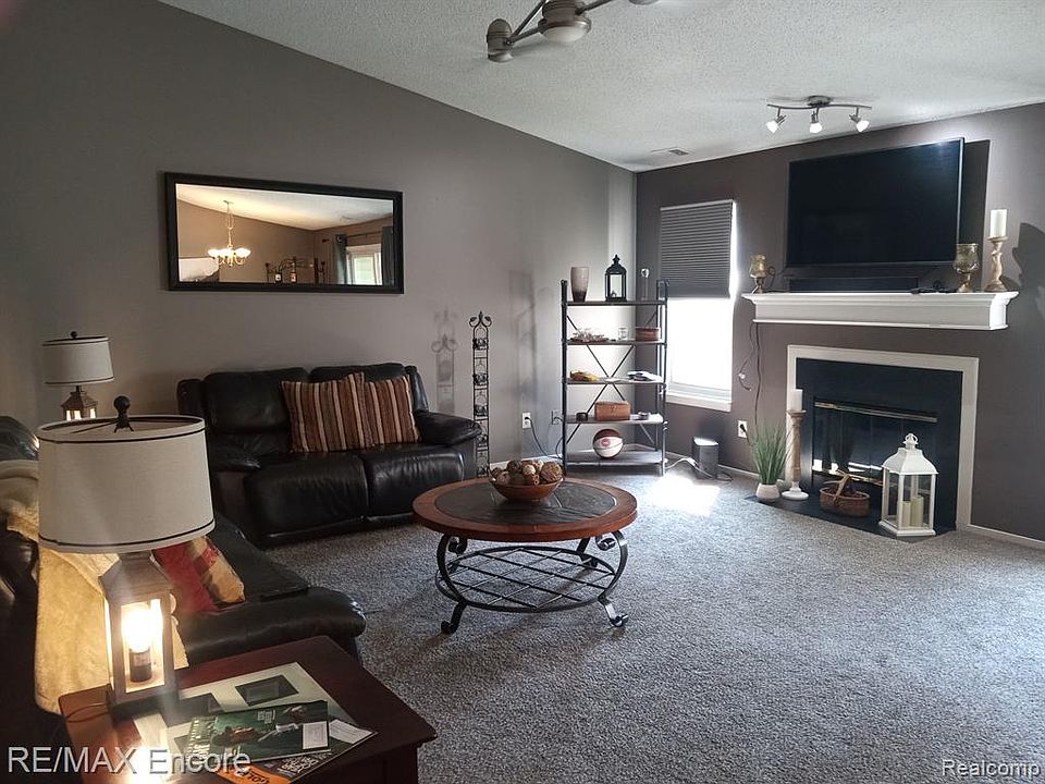 4937 Harbor Point Dr 27271, Waterford, MI 48329 Zillow