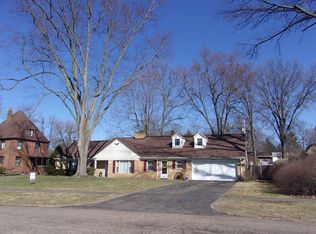 1478 Robinwood Rd, Alliance, OH 44601
