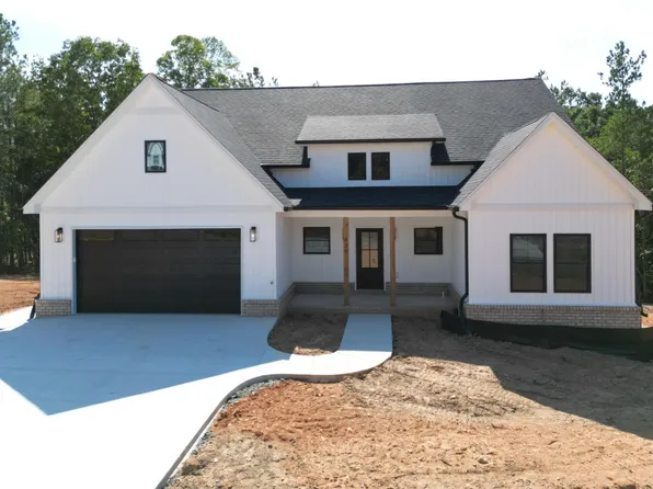 439 Somerset Dr, Appomattox, VA 24522