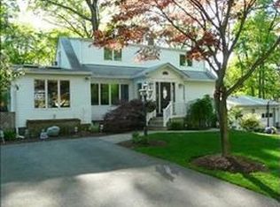 33 Spring Hill Ter, Spring Valley, NY 10977