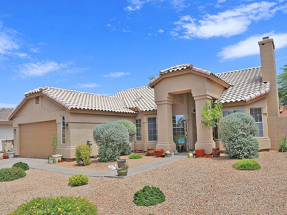 1st image of 8525 W Windrose Dr