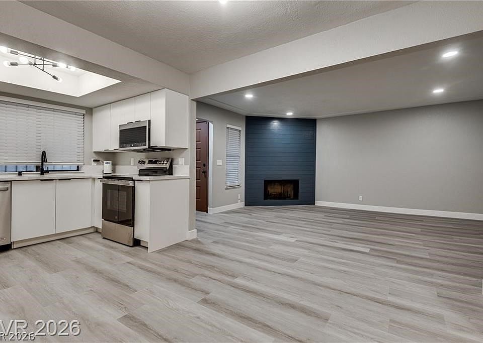 1st image of 2120 Venus Ave #C