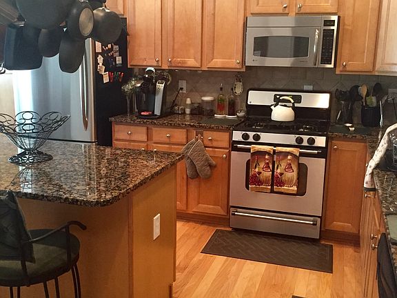 granite, wood,stainless