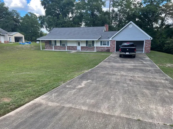301 Pine St, Daleville, AL 36322