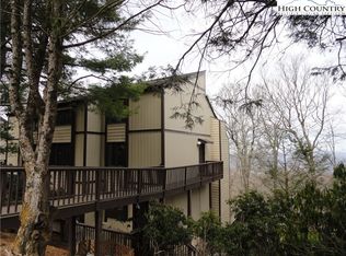 220 Northridge Rd APT 32, Banner Elk, NC 28604