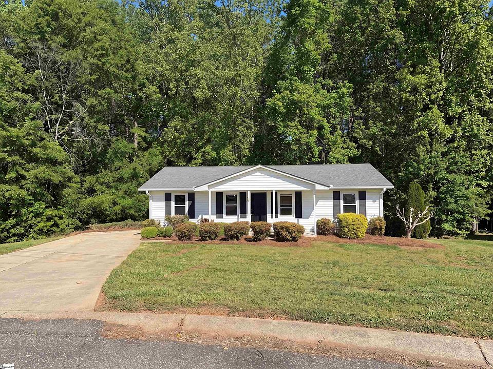 1st image of 272 Wolfe Ln