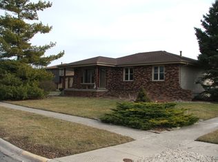 2301 Sandridge Ct, Lynwood, IL 60411