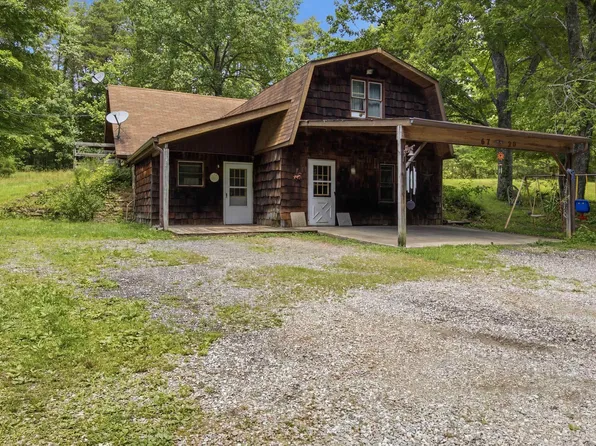 6720 Christianburg Rd, Columbus, IN 47201