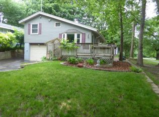 5057 Three Points Blvd, Mound, MN 55364