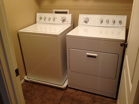 Upstairs washer/dryer