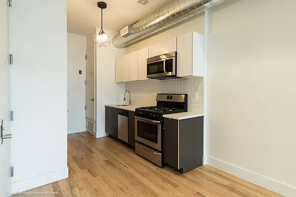 Rented by L Rose Realty (Brokerage) | media 13