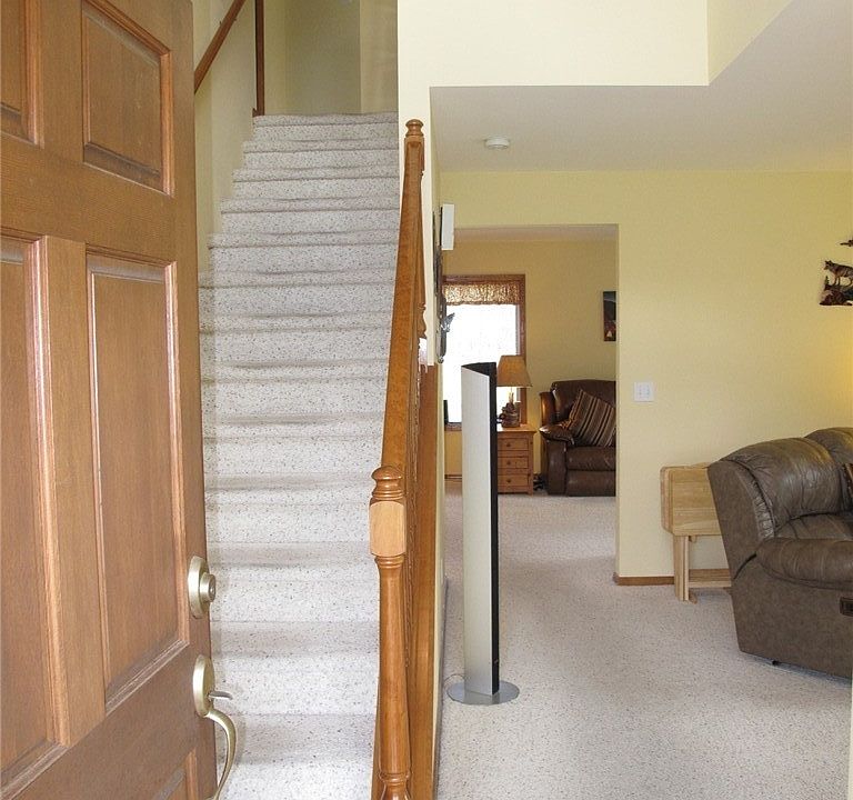 1st image of 362 Birdsong Ln