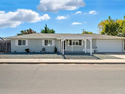301 E North St, Oakdale, CA, 95361