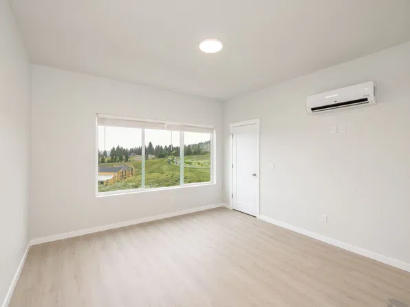 The Vistas Townhomes - 4512 North Dearborn Drive