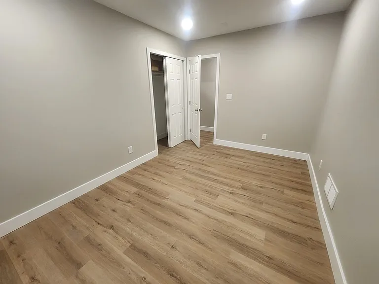 5967 Woodcrest Ave #A — Photo 10